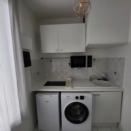Appartement T2 Spacieux De 30M2, Ideal Proche Paris Issy-les-Moulineaux Exterior foto